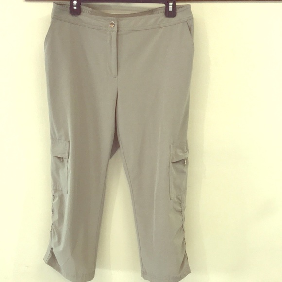 chico's zenergy cargo pants